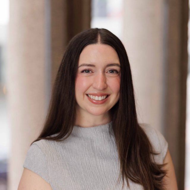 Elle Carmody, Executive Assistant